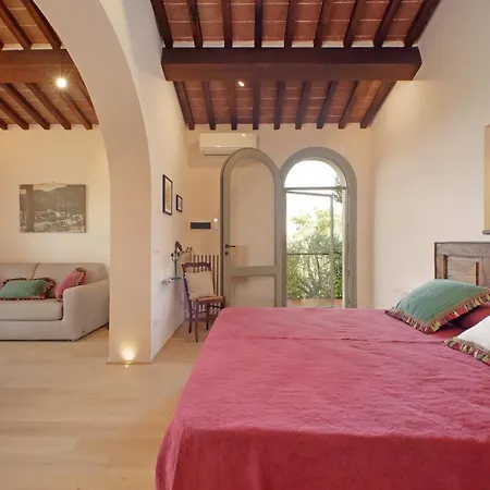 Vakantieboerderij Il Palazzo Dei Diavoli *